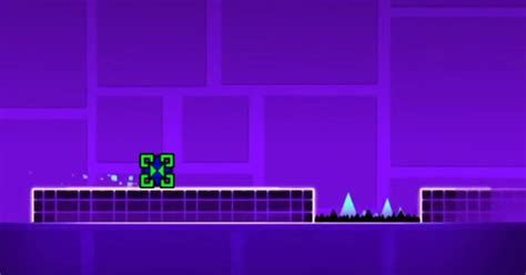 Geometry Dash haz saltar tu cubo al ritmo de la música evitando obstáculos