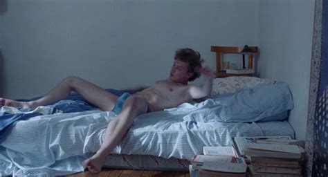 Auscaps Luca Malinowski And Vincent Lacoste Nude In Plaire Aimer Et