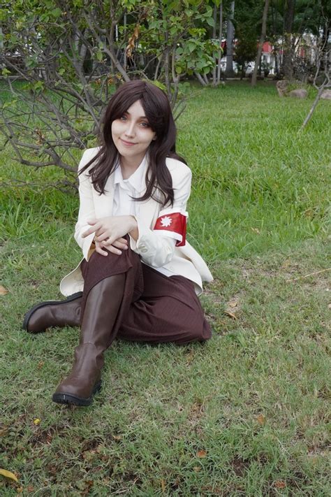 Pieck Finger cosplay por Sonny Meriweather : r/SonnyMeriweather