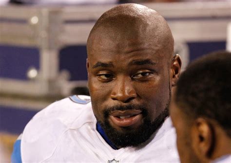 Chicago Bears players say former teammate Israel Idonije was feeding ...