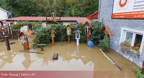 Jezive Poplave Odnose Ivote Stradalo Najmanje Pet Ljudi