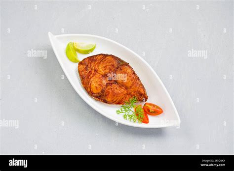 Kingfish Fry Hi Res Stock Photography And Images Alamy