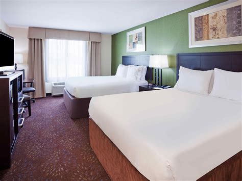 Hotel in Rochester, MN | Holiday Inn Express & Suites Rochester – Mayo Clinic Area