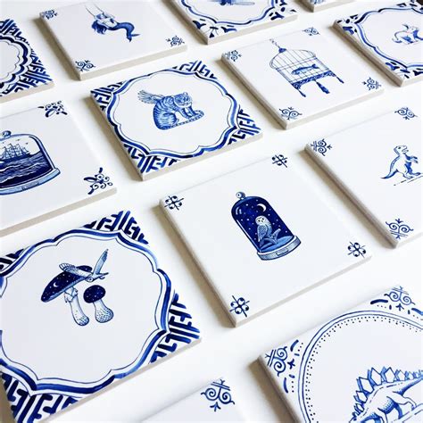 Delft blue style ceramic tiles I hand painted : Blue