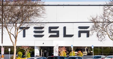 Judge Affirms Jurys Verdict In Tesla Racism Lawsuit But Reduces 137