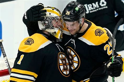 Bruins Brandon Carlo Showing No Rust After Injury Layoff As Boston