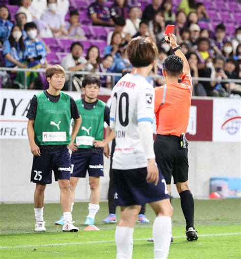 横浜fcのmf三田啓貴が出場時間0分で退場処分― スポニチ Sponichi Annex サッカー