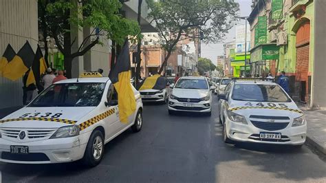 Los Taxistas Saldrán A Protestar Por El Aumento De Tarifas Pedimos El