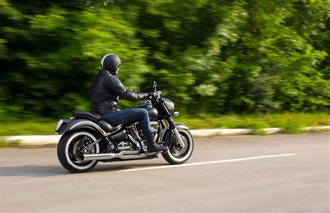 Moto quelles sont les caractéristiques d un roadster