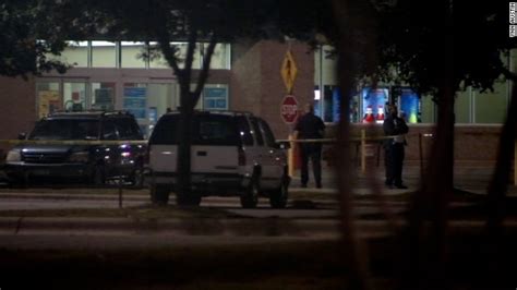 Al Menos Cuatro Heridos Por Tiroteo En Walmart De Texas Cnn