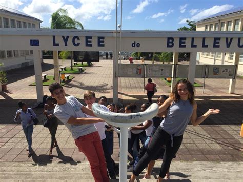 Secondaire Bienvenue au lycée de Bellevue