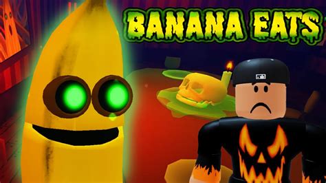 Running From A Killer Banana Eats Roblox Halloween Youtube