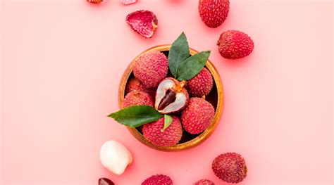 Lychee Benefits, Nutritional Value, and Side Effects - HealthKart