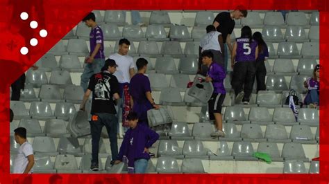 Finale Fiorentina Tifosi Staccano I Seggiolini Della Curva Fiesole Al