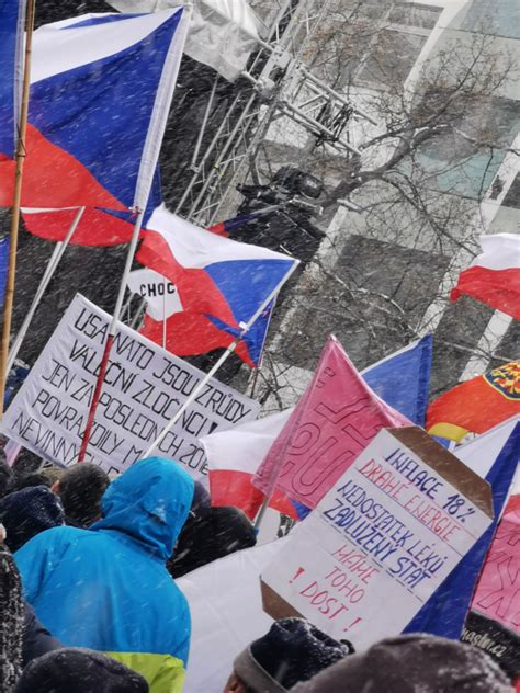 Galerie Demonstrace v Praze Nechyběl Jiří Paroubek nebo sovětská