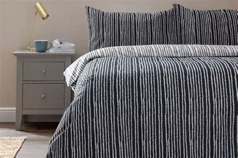 Dunelm Is Selling This King Size Duvet Cover And Pillowcase Set And