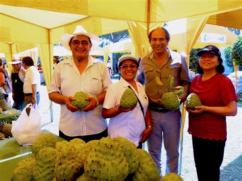 Agricultores Y Ganaderos Ofrecer N Productos Agroecol Gicos En Feria