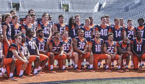 2017 University of Illinois football roster