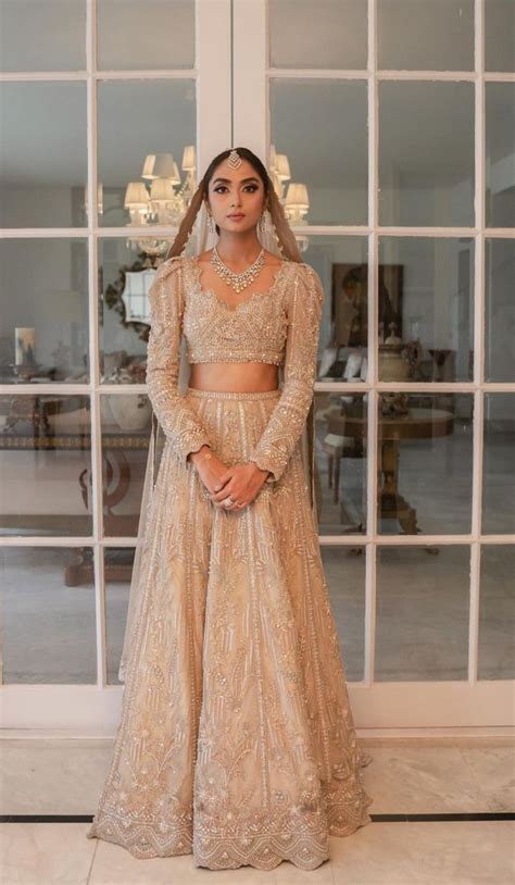 Pin By Amna Mazhar On Desi In Latest Bridal Lehenga Fancy