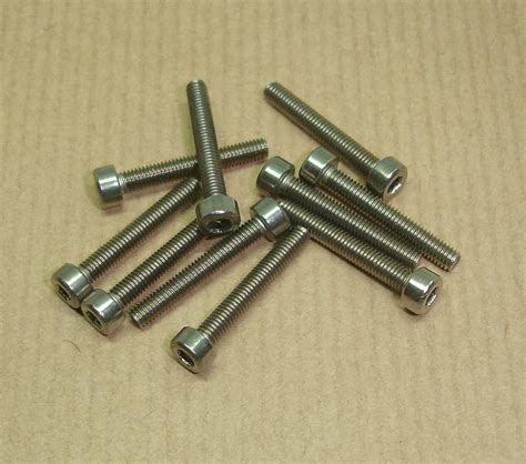 Tornillo DIN 912 DIN912 M3 20mm M3x20 INOX A2 Hex Head Allen Bolt