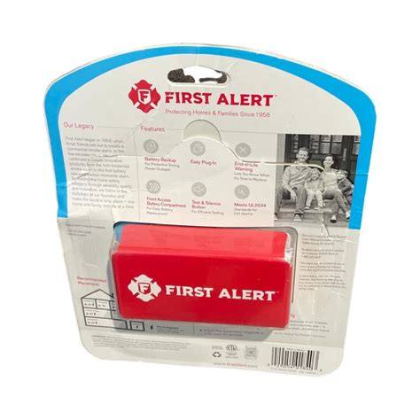 First Alert Carbon Monoxide Plug In Alarm With Battery Backup Co606