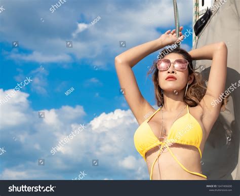 Sexy Asia Woman Wearing Yellow Bikini Stock Photo 1647406600 Shutterstock
