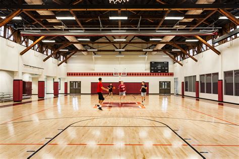 Maryville College Alumni Gym & Baseball Facility | BarberMcMurry Architects