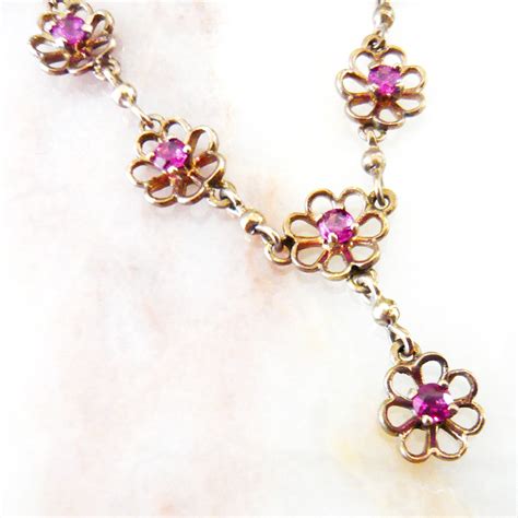 Vintage 9ct Ruby Flower Necklace — Eva Antiques