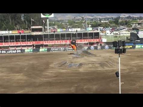 El Toro Loco Freestyle Monster Jam Salinas Youtube