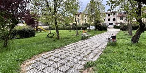 Mugello Borgo San Lorenzo Uno Piccolo Giardino Per I Bambini