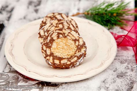 Salam De Biscuiti Cu Ciocolata In Doua Culori Diva In Bucatarie