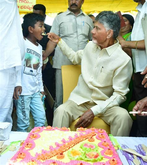 టడప అధనత చదరబబ నయడ 73వ పటటన రజ వడకల TDP Chief