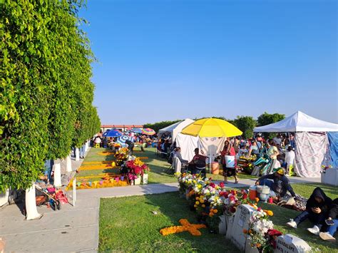 Saldo Blanco En Festividad De D A De Muertos Reporte Baj O