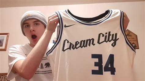 Milwaukee Bucks Giannis Antetokounmpo Cream City Swingman Jersey