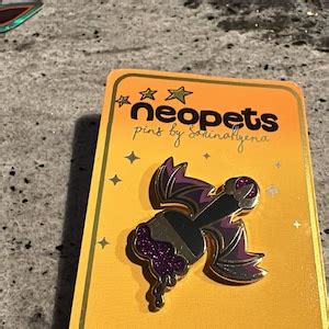 Neopets Paint Brush Darigan Brush Gold Glitter Small Enamel Pin - Etsy