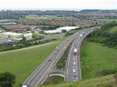 A20 About To Disappear Into The Tunnel Under Round Hill Flickr