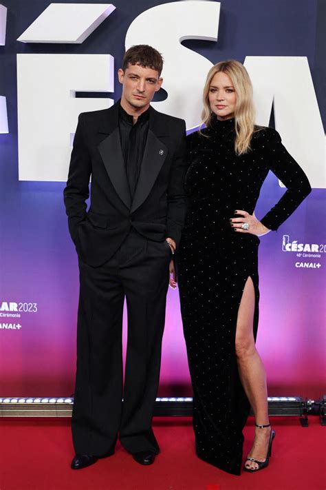 Photo Virginie Efira Et Son Compagnon Niels Schneider Au Photocall De