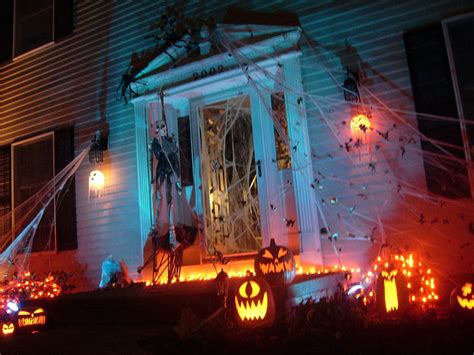 15 Awesome Front Yard Halloween Displays » TwistedSifter