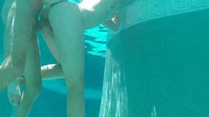 Poolを視聴 Pool Doggy Pool Sex Porn SpankBang
