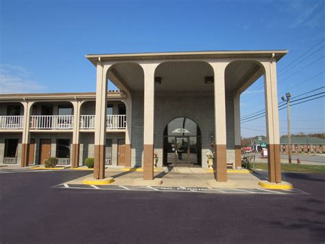 Americas Best Value Inn Somerset in Somerset, KY - (606) 678-2...