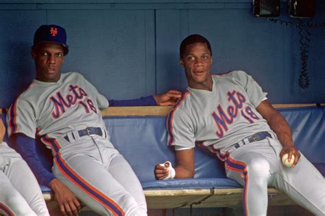 Mets To Retire Dwight Gooden S Darryl Strawberrys Numbers During