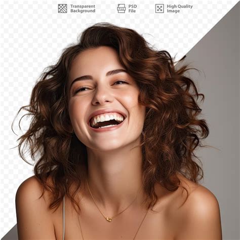 Una Mujer Sonriendo Y Riendo Con Una Sonrisa En Su Rostro Archivo