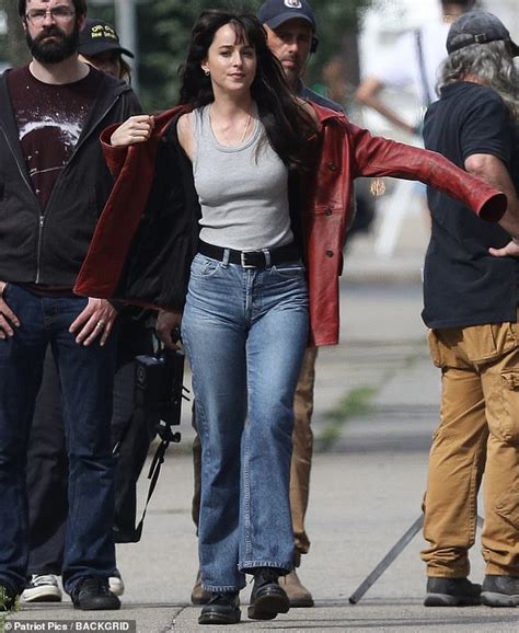 Dakota Johnson On The Set Of Marvels Madame Web Cedar News English