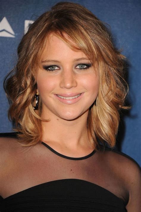 Medium Hairstyles For Thick Hair To Complement Your Look Haircuts