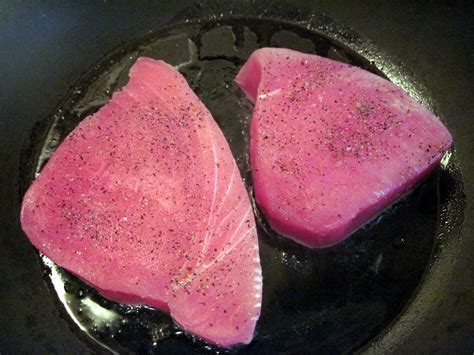 Yellowfin Tuna Steaks With Mushroom Sauce