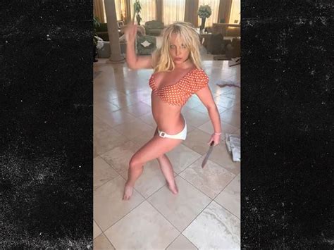 Britney Spears Dan A Perigosamente Facas De A Ougueiro Em V Deo