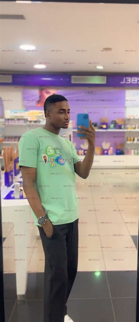 CHICO GAY PASIVO CULO TRANGON DISPUESTO A COMPLACERTE EN TODAS TUS FANTASÍAS