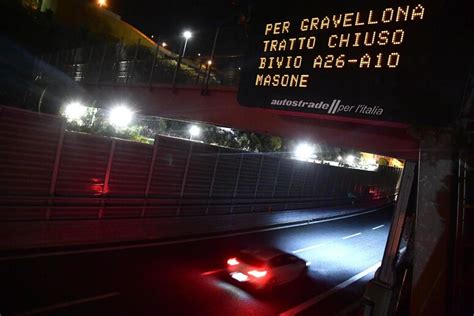 Crollo Viadotto Slitta Alle 11 La Riapertura Della A6 Notizie Ansa It