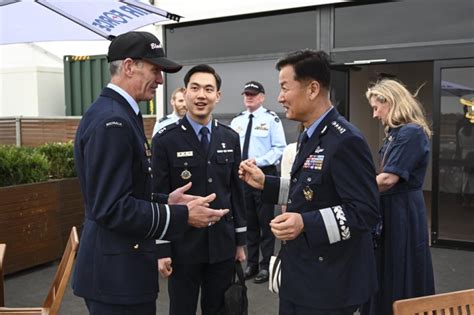 Korea S Black Eagles Open Australian Airshow As Two Countries Bolster