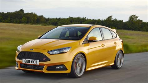 Ford Focus St Diesel 2015 Review Auto Express